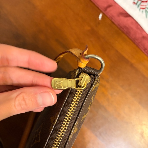 Louis Vuitton Bag Pochette - Picture 3 of 6